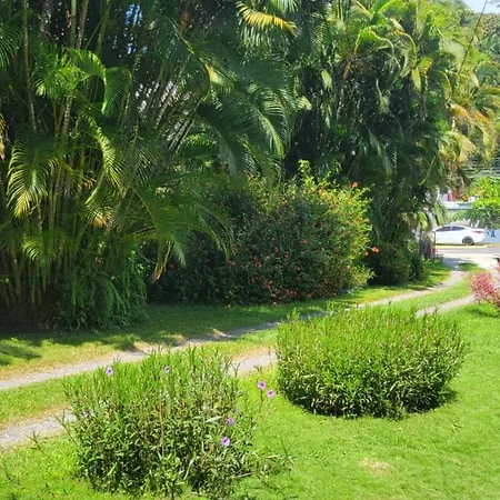 Home Chic Quepos Exterior photo